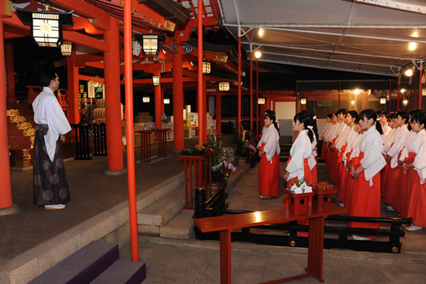 巫女募集