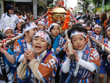 生田祭神幸式（御渡り式）